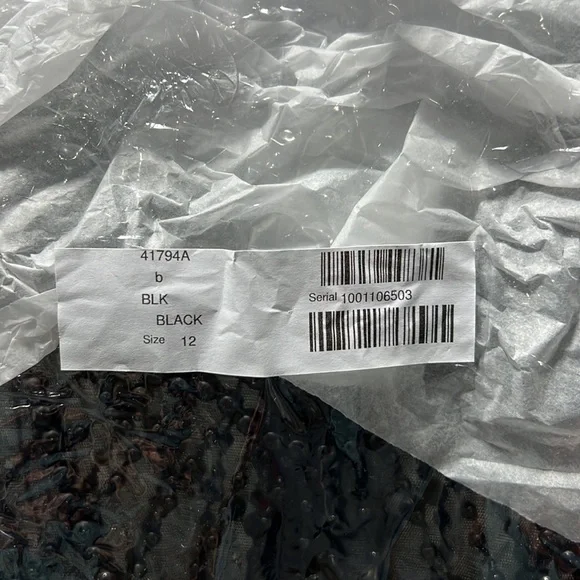 Stunning Jovani Mini dress. Color is Black. Size 12. - Picture 5 of 5